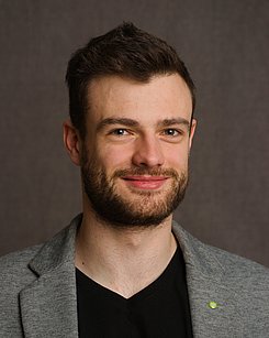 Herr  Sven Opitz